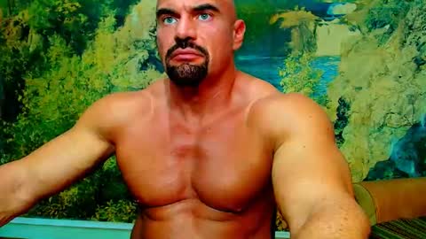 Snapshot of spartacusdom chatting on September 9, 7:08 am spartacusdom online show from September 9, 7:08 am