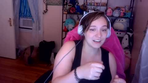 Snapshot of spawnofademon chatting on June 15, 6:04 am spawnofademon online show from June 15, 6:04 am