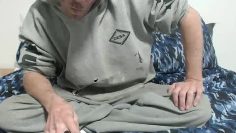 Snapshot of spazzy2 chatting on October 28, 4:27 am spazzy2 online show from October 28, 4:27 am