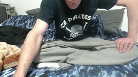 Snapshot of spazzy2 chatting on November 2, 3:53 am spazzy2 online show from November 2, 3:53 am