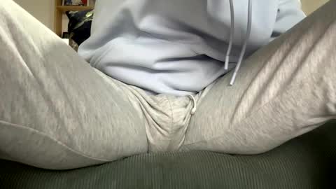 Snapshot of specialll27 chatting on December 17, 10:16 pm Dany online show from December 17, 10:16 pm