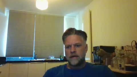DutchDude online show from March 28, 11:10 am
