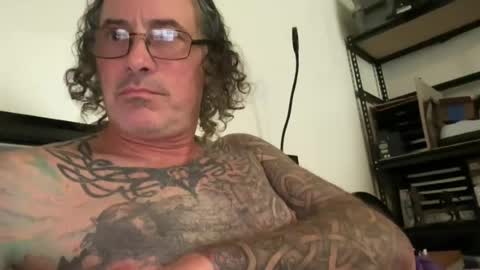Snapshot of specter1972 chatting on August 8, 6:43 pm specter1972 online show from August 8, 6:43 pm