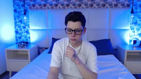 spencerm_ online show from October 27, 8:02 pm