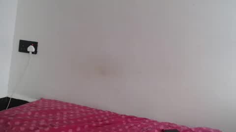 dela online show from February 23, 6:33 am