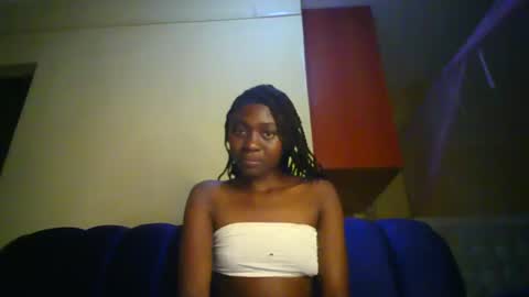 Snapshot of spicedebony13 chatting on July 14, 4:23 pm spicedebony13 online show from July 14, 4:23 pm