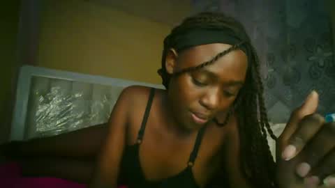 Snapshot of spicedebony13 chatting on July 16, 6:58 pm spicedebony13 online show from July 16, 6:58 pm