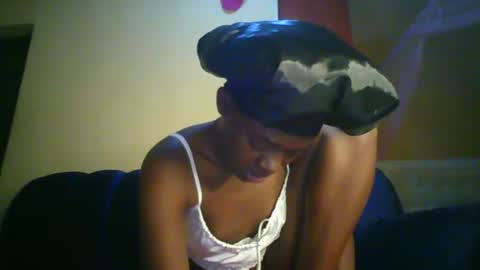 Snapshot of spicedebony13 chatting on July 20, 11:01 am spicedebony13 online show from July 20, 11:01 am