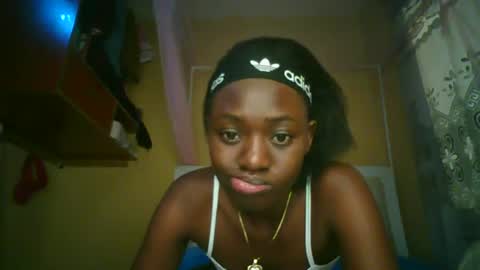 Snapshot of spicedebony13 chatting on July 24, 10:02 am spicedebony13 online show from July 24, 10:02 am