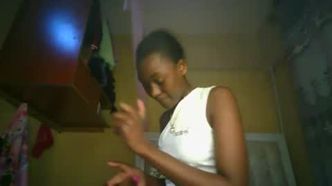 Snapshot of spicedebony13 chatting on July 25, 1:30 pm spicedebony13 online show from July 25, 1:30 pm