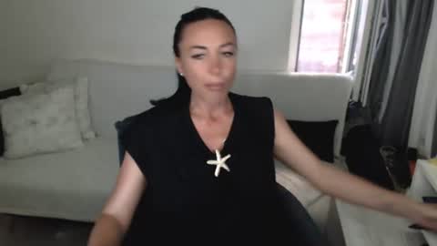 Carla online show from June 19, 1:37 pm