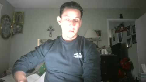 Snapshot of spicey_couple222 chatting on December 6, 12:45 am spicey_couple222 online show from December 6, 12:45 am