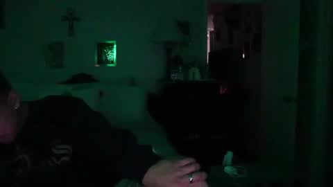 Snapshot of spicey_couple222 chatting on December 27, 2:14 am spicey_couple222 online show from December 27, 2:14 am