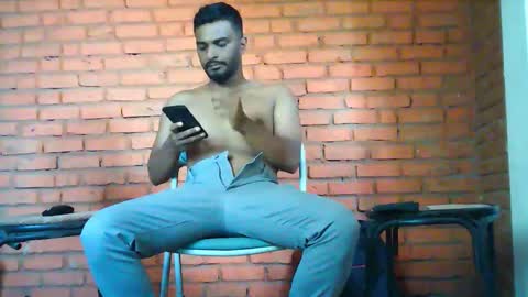 spicybuoy online show from March 8, 3:43 am