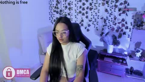 Snapshot of spicydollx_1 chatting on May 17, 3:08 pm Geraldin online show from May 17, 3:08 pm