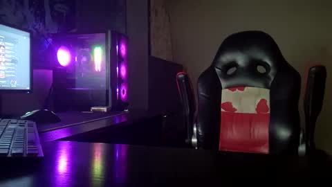 Snapshot of spicyfox420 chatting on October 13, 5:02 pm SpicyFox420 online show from October 13, 5:02 pm