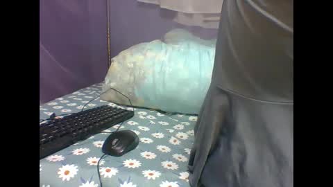 Snapshot of spicyit2 chatting on November 21, 9:19 am Ebony Spicy online show from November 21, 9:19 am