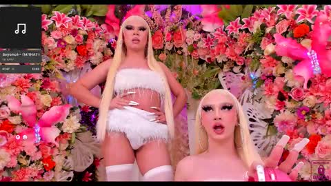 Snapshot of spicysluts chatting on September 14, 7:51 am  Alison  Sharon  online show from September 14, 7:51 am