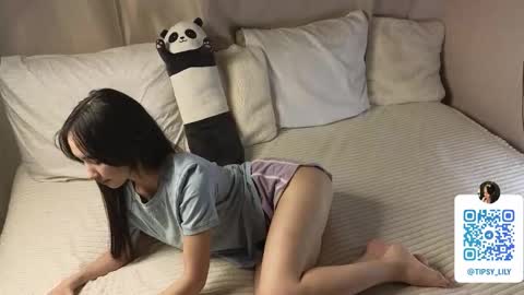 Snapshot of spicyyuki chatting on October 17, 5:48 pm Tipsy online show from October 17, 5:48 pm