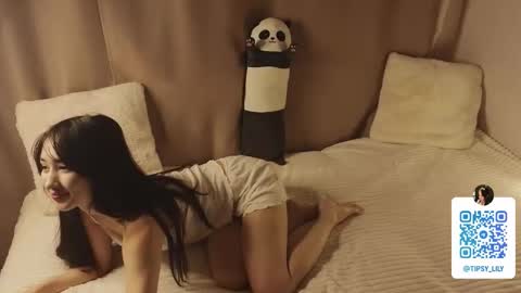 Snapshot of spicyyuki chatting on November 4, 6:18 pm Tipsy online show from November 4, 6:18 pm