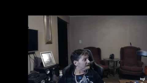 Snapshot of spider19752020 chatting on January 20, 4:10 am bri and mags fun room online show from January 20, 4:10 am