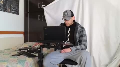 Marco. When Im offline you can view premium content in bio online show from February 13, 3:14 pm