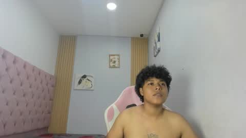 spiderdann_01 online show from March 12, 2:50 am