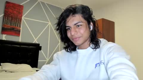 spideychill online show from December 4, 8:34 am