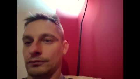 Snapshot of spike21fantasti978506 chatting on December 14, 3:28 pm spike21fantasti978506 online show from December 14, 3:28 pm