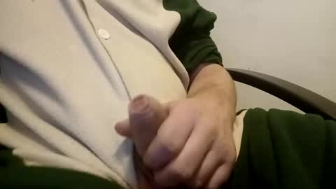 Snapshot of spikyandy chatting on February 21, 11:43 pm spikyandy online show from February 21, 11:43 pm