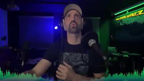 Snapshot of splivke chatting on October 17, 12:58 am Splivke online show from October 17, 12:58 am