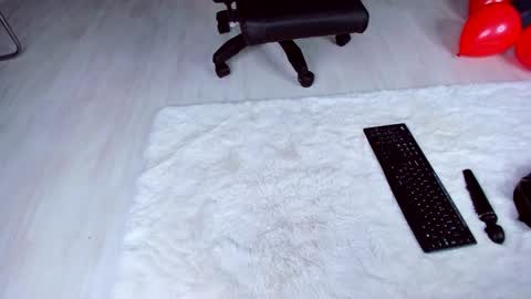 Anna online show from February 12, 4:22 pm