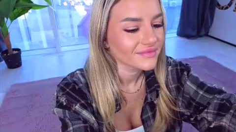 Anna online show from November 24, 10:59 am