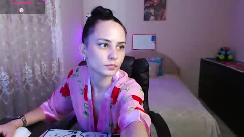 Tips are the best compliment to a woman online show from July 19, 7:45 am