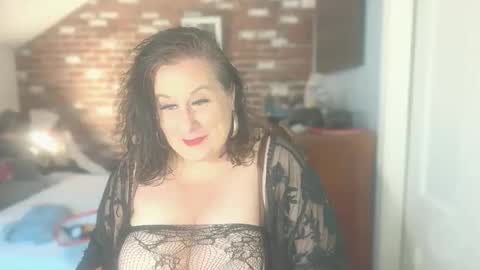 Spunderella online show from December 4, 4:59 pm