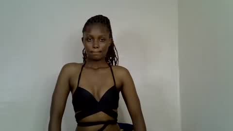Snapshot of squirt_godes chatting on September 12, 9:20 am Tashy online show from September 12, 9:20 am