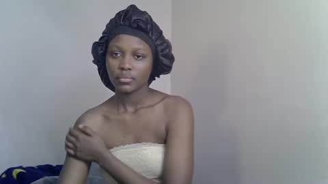 Tashy online show from October 30, 9:15 pm