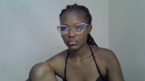 Snapshot of squirt_godes chatting on November 15, 6:59 pm Tashy online show from November 15, 6:59 pm