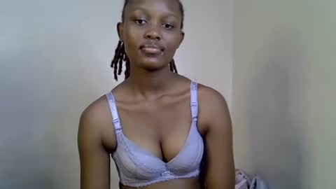 Snapshot of squirt_godes chatting on December 2, 7:53 pm Tashy online show from December 2, 7:53 pm