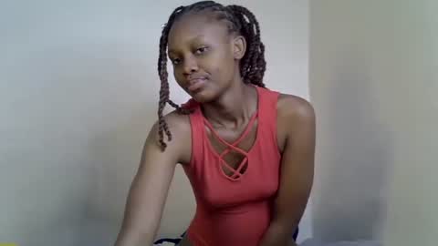 Snapshot of squirt_godes chatting on December 21, 9:11 pm Tashy online show from December 21, 9:11 pm