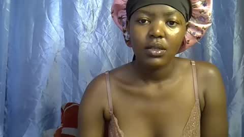 squirt_quueen online show from February 28, 6:53 pm