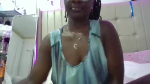 Juicy online show from May 27, 5:43 pm