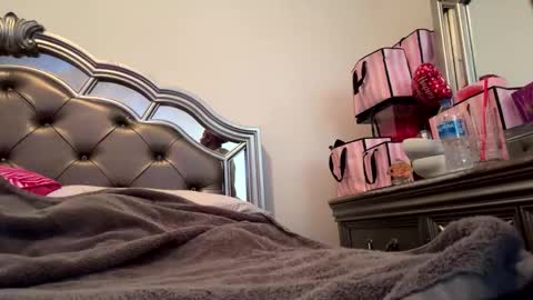 Snapshot of squirtdommaster chatting on December 2, 8:55 pm squirtdommaster online show from December 2, 8:55 pm