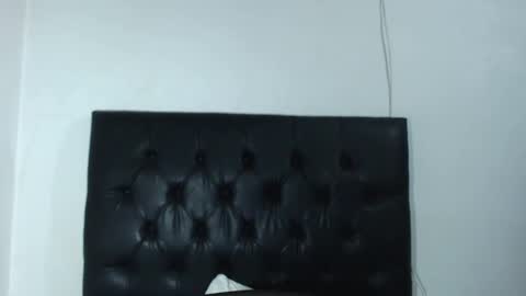 Snapshot of squirtgirl_hot chatting on February 12, 9:01 pm Amber Vega online show from February 12, 9:01 pm