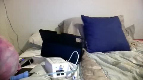 Snapshot of squirtn4mee chatting on October 6, 3:59 am Squirtn4mee online show from October 6, 3:59 am