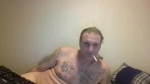 Snapshot of squirtn4mee chatting on December 17, 6:08 am Squirtn4mee online show from December 17, 6:08 am