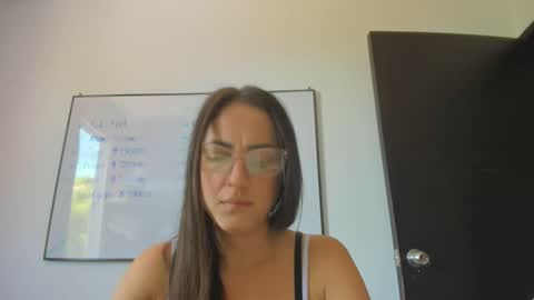 Tati online show from September 20, 3:46 pm