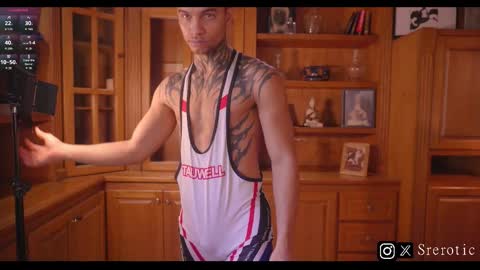 Snapshot of srerotic chatting on November 17, 4:13 pm Matt online show from November 17, 4:13 pm