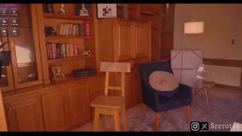 Snapshot of srerotic chatting on November 22, 9:03 pm Matt online show from November 22, 9:03 pm