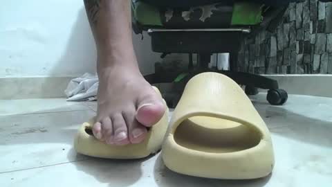 sr master cum its my old account online show from June 19, 6:40 am